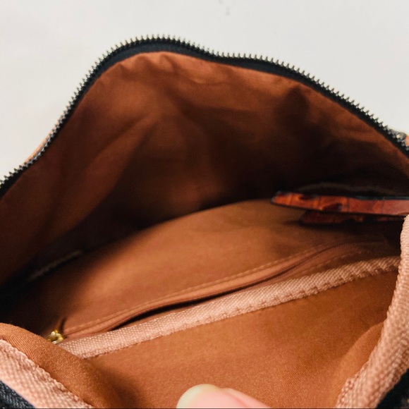 Faux alligator vegan leather fanny pack Large - Picture 5 of 7